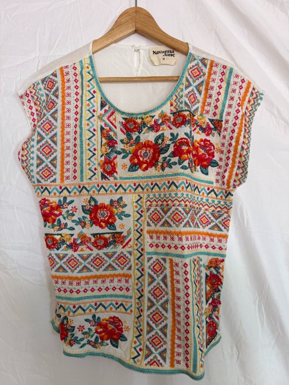 Savanna Jane Cream Embroidered Flutter Sleeve Boho Top Size M